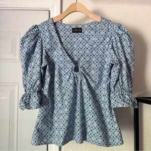 PETERSYN blue white floral cotton puff short sleeve cropped blouse shirt top